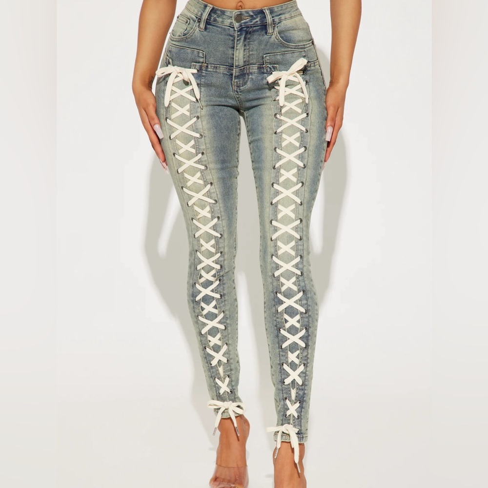 Women’s Fashion Nova Don’t Cross Me Lace Up Stretch Skinny Jeans Size 5